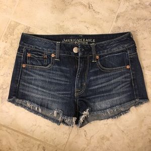 American Eagle shorts!
